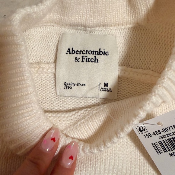 Abercrombie & Fitch Cream Sweater with Yellow Taxi Design exclusive in store - Picture 5 of 8